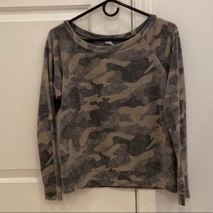 Camo sweatshirt by LAZY SUNDAYS